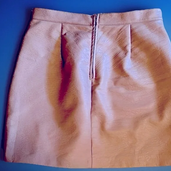 Size 8 Medium Faux Leather Trendy Pink Buttoned Mini Skirt Sissy CD Sexy - Picture 4 of 4